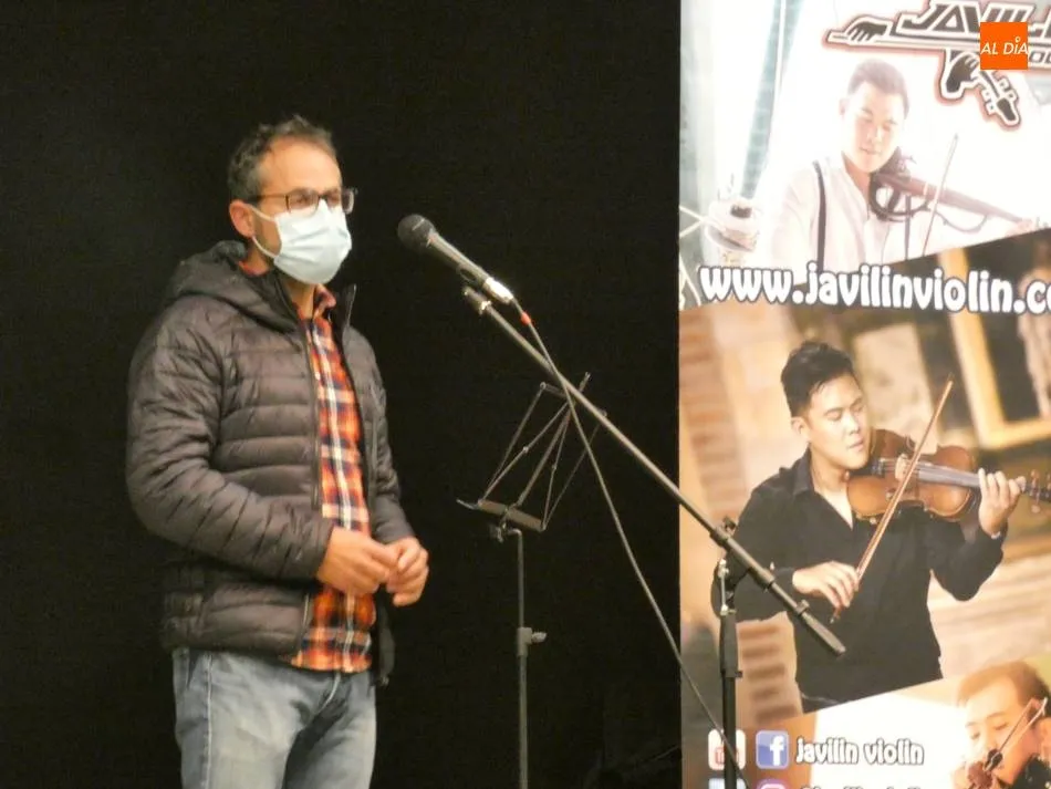 Foto 4 - Huerta estrena su oto&ntilde;o cultural con la m&uacute;sica de JaviLin viol&iacute;n  