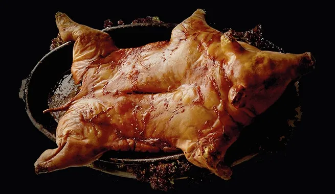 Arrancan las I Jornadas del Tostón Asado en el restaurante El Oso y el Madroño