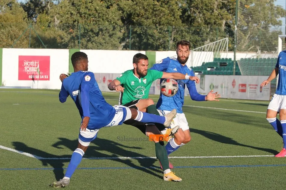 Competido partido el que vivió el estadio Luis Ramos esta tarde, última prueba antes del inicio de liga