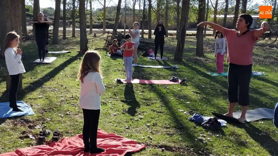 Foto 3 - Los ni&ntilde;os disfrutan de las actividades de oto&ntilde;o del Torre&oacute;n de Sobradillo