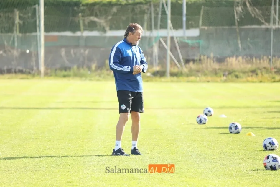 Foto 4 - Lacerda se reincorpora al grupo y Pedra y DeLorenzi no saltan al entrenamiento del Salamanca UDS