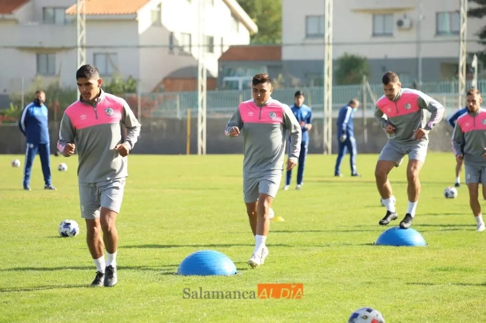 Foto 2 - Lacerda se reincorpora al grupo y Pedra y DeLorenzi no saltan al entrenamiento del Salamanca UDS