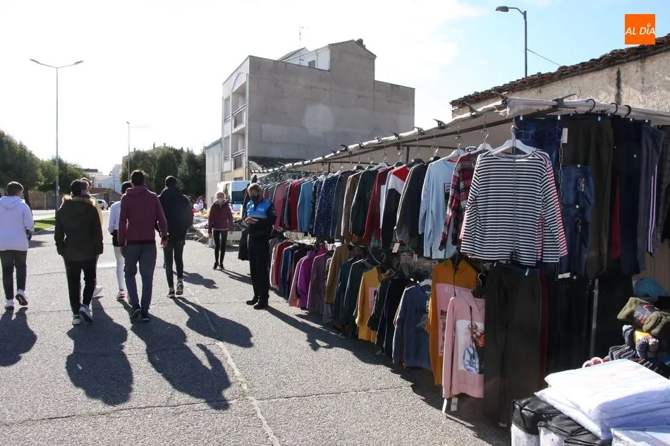 Foto 11 - El mercadillo de Vitigudino se resiente ante la incidencia del coronavirus  