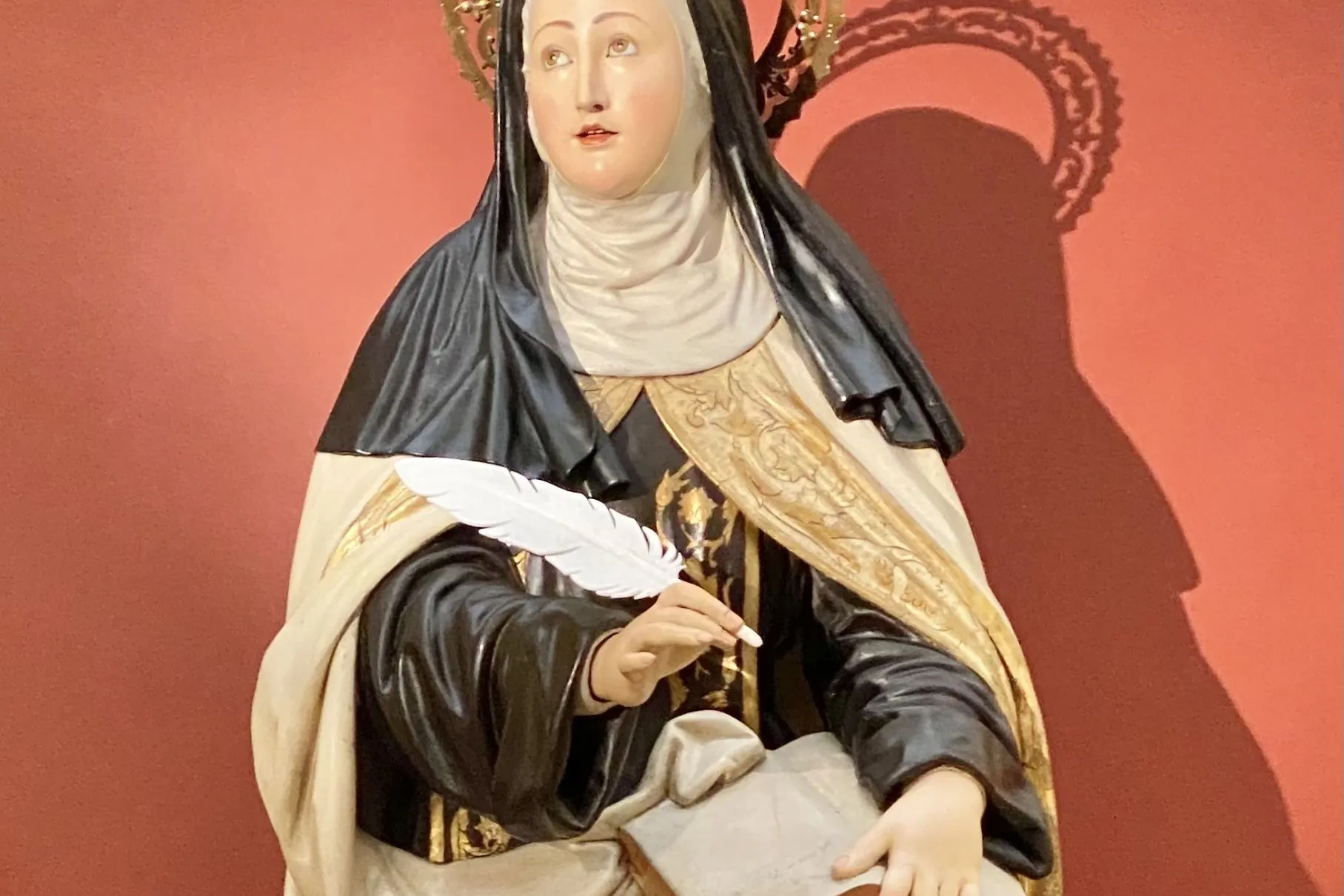 Grupo Nani financia la restauración de una imagen de Santa Teresa perteneciente al siglo XIX