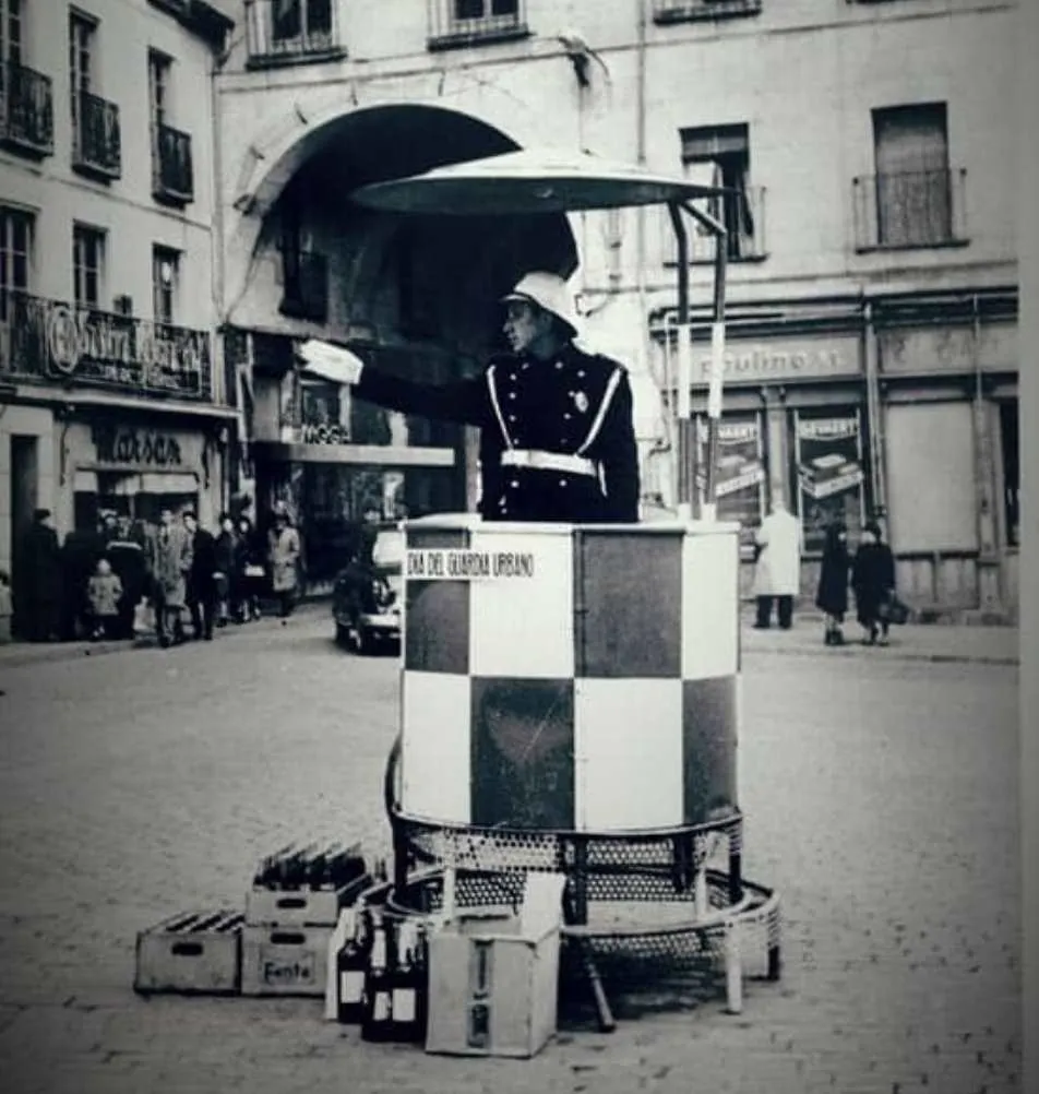 Foto 2 - Los guardias urbanos de los a&ntilde;os 50