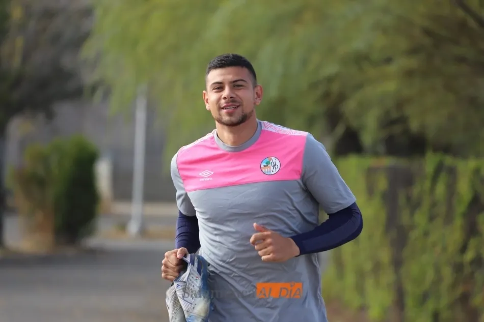 Luis Madrigal antes de empezar el entrenamiento del lunes. Foto de Lydia González