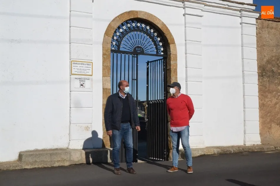 Foto 7 - El Cementerio s&oacute;lo podr&aacute; acoger a un m&aacute;ximo de 200 personas a la vez el D&iacute;a de Todos los Santos ...