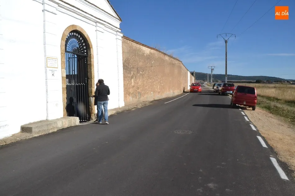 Foto 5 - El Cementerio s&oacute;lo podr&aacute; acoger a un m&aacute;ximo de 200 personas a la vez el D&iacute;a de Todos los Santos ...