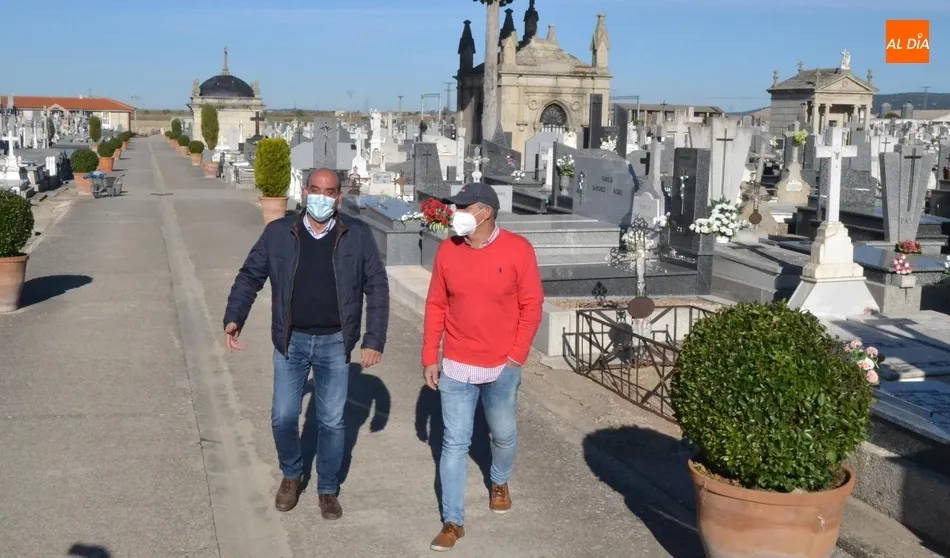 El Cementerio sólo podrá acoger a un máximo de 200 personas a la vez el Día de Todos los Santos ...
