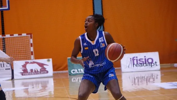Tiffany Hayes, durante el duelo, en Zamora