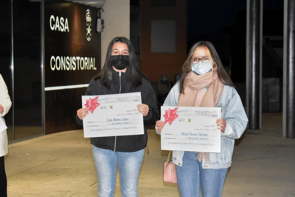 Foto 2 - Los j&oacute;venes talentos de Guijuelo reciben sus premios&nbsp; &nbsp;&nbsp;