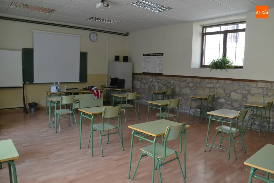 Foto 10 - Todo preparado en la Escuela de Idiomas para arrancar el lunes el curso 2020/2021  