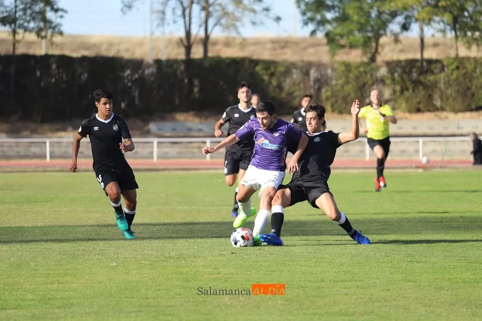 Foto 7 - Clay Silvas le manda un mensaje a Egea al darle la victoria al Salamanca UDS 'B' sobre el Cristo...