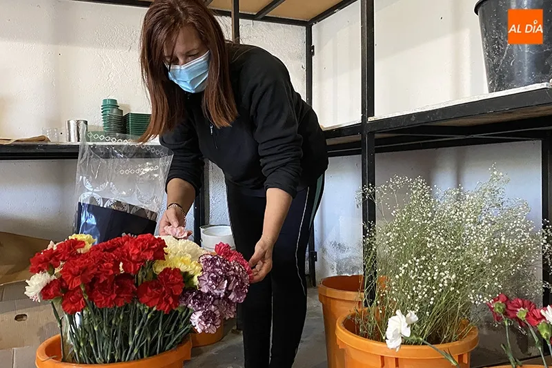 Foto 2 - Las Florister&iacute;as de Pe&ntilde;aranda, a pleno rendimiento en preparaci&oacute;n de pedidos y detalles florales ...