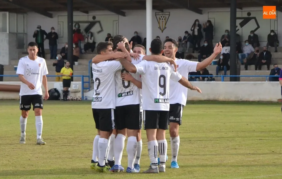 El Senior del Ciudad Rodrigo vuelve a la senda de la victoria en la ilustre visita de Julio...