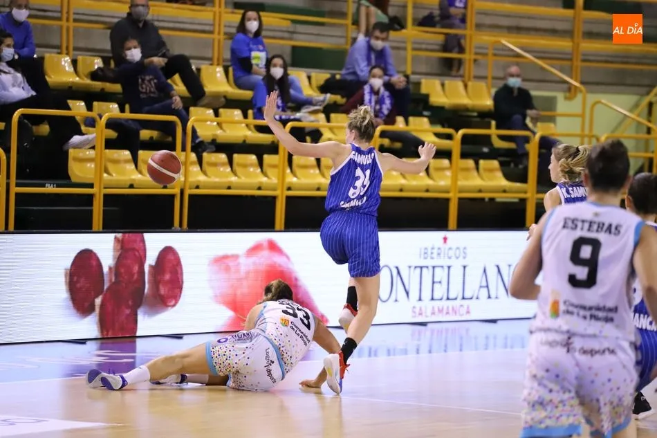 Katie Lou, durante un encuentro de Liga anterior