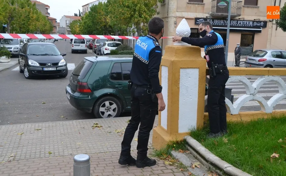 La Policía Local cierra por precaución los parques de La Glorieta y La Florida  
