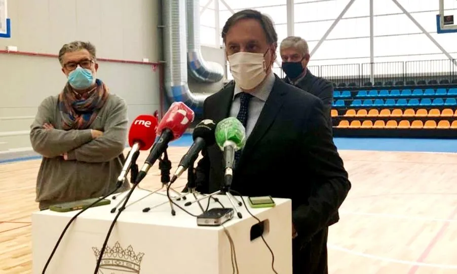 El alcalde de Salamanca, Carlos García Carbayo