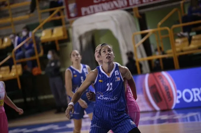 Una acción del partido disputado en Würzburg / CB Avenida