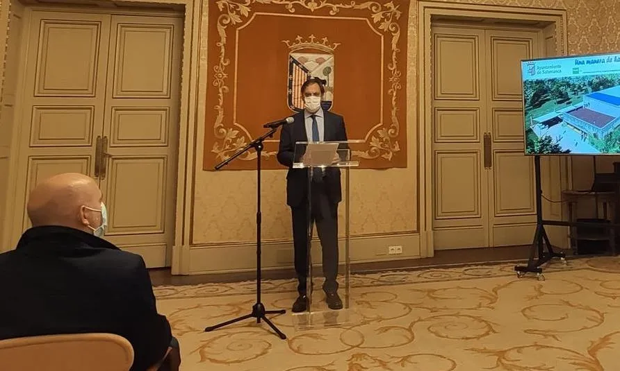 Rueda de presnsa del alcalde de Salamanca, Carlos García Carbayo. Foto EP