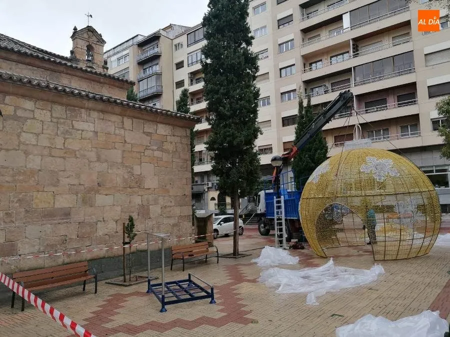 Foto 7 - Salamanca prepara sus pr&oacute;ximos ornamentos navide&ntilde;os