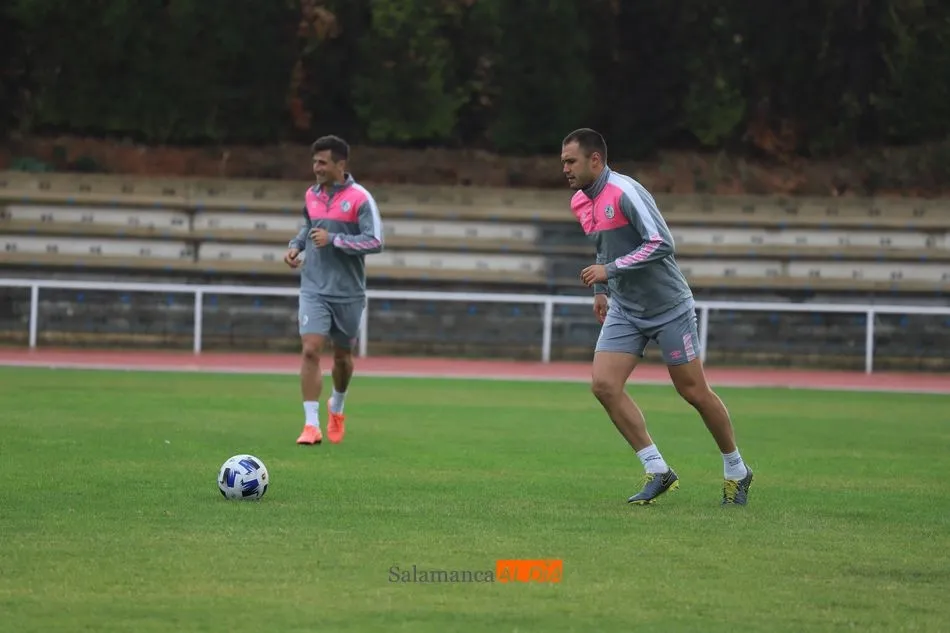 Foto 9 - El Salamanca UDS trabaja en Las Pistas por &uacute;ltima vez antes de que Egea esconda sus cartas contra...