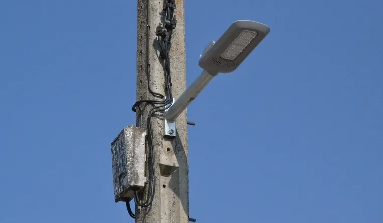 Quince municipios de la comarca mirobrigense reciben subvenciones para cambiar luminarias  