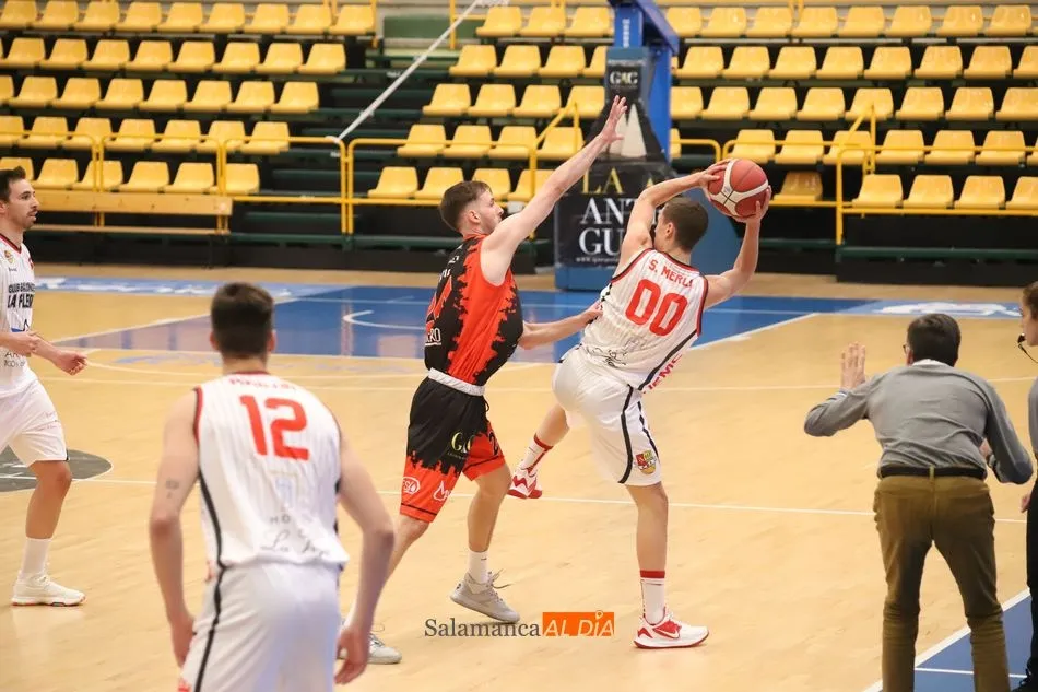 Un encuentro del CB Tormes, en casa