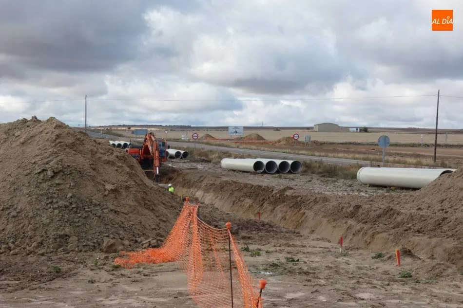 Foto 2 - Intensifican el entubado del Canal de La Armu&ntilde;a Fase 1