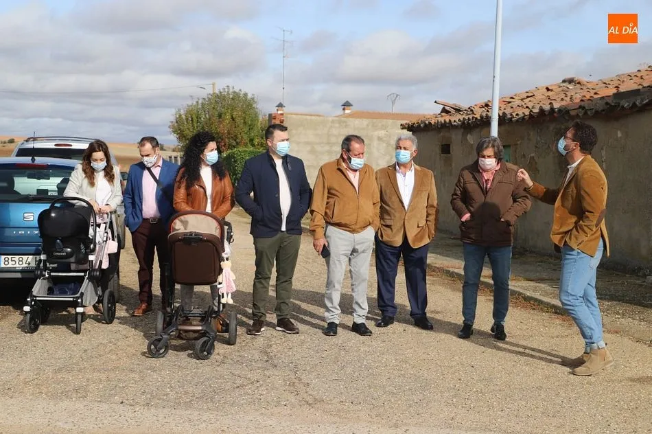 Foto 5 - Carrascal de Barregas rinde homenaje a la ni&ntilde;a Carla S&aacute;nchez