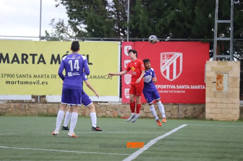 Foto 10 - Victorias del filial del Salamanca UDS y el Santa Marta y derrota para el Pe&ntilde;aranda este fin de...