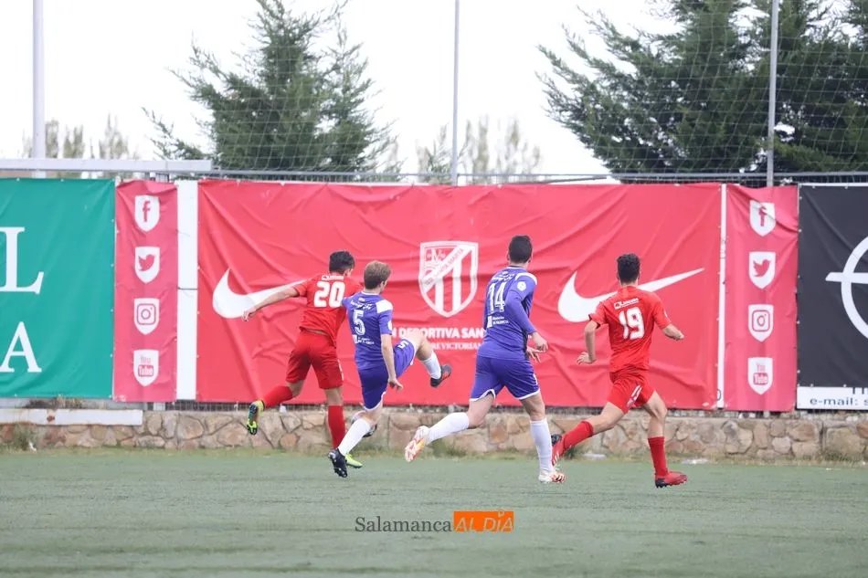 Foto 3 - Victorias del filial del Salamanca UDS y el Santa Marta y derrota para el Pe&ntilde;aranda este fin de...