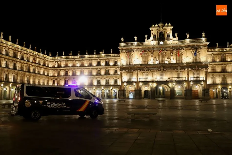 Foto 11 - La Polic&iacute;a Local despliega sus controles en Salamanca para vigilar el toque de queda