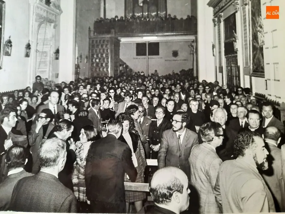 Foto 5 - Hace 50 a&ntilde;os | Homenaje nacional de los escritores espa&ntilde;oles a Santa Teresa