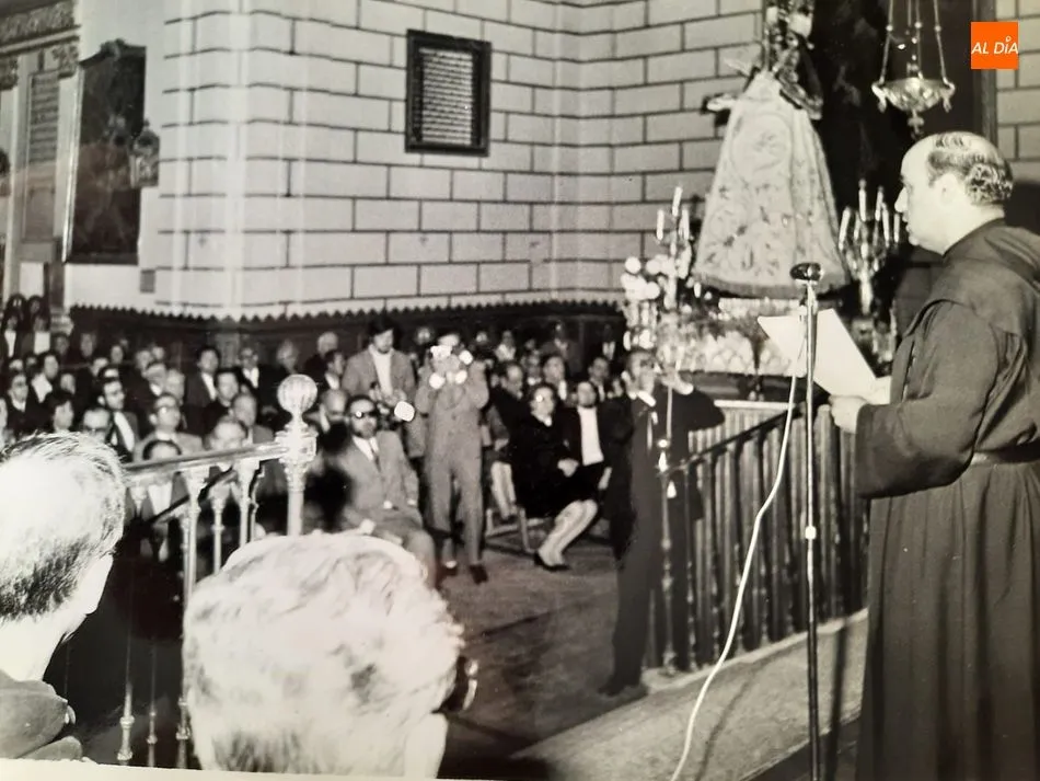 Foto 2 - Hace 50 a&ntilde;os | Homenaje nacional de los escritores espa&ntilde;oles a Santa Teresa