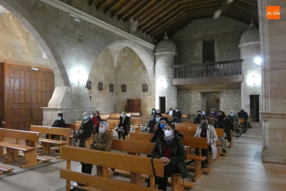Foto 9 - Devoci&oacute;n al Sant&iacute;simo Cristo de Hornillos sin procesi&oacute;n    &nbsp;  
