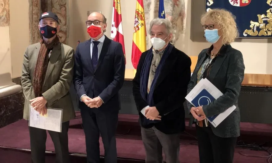 De izquierda a derecha: Javier Angulo, Javier Ortega, Emiliano Allende y María Teresa Conesa. Foto EP
