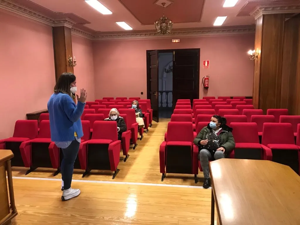 Foto 2 - UniverUsal inicia el nuevo curso en Alba de Tormes