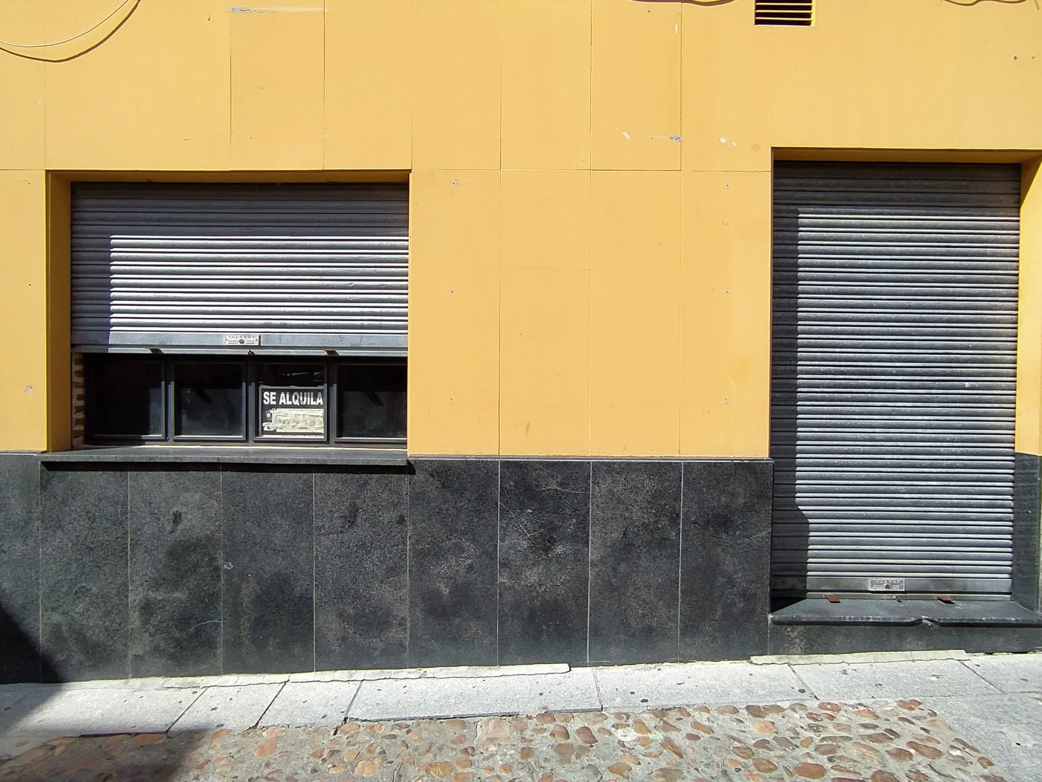 Foto 11 - Un pueblo o se mueve, o se muere