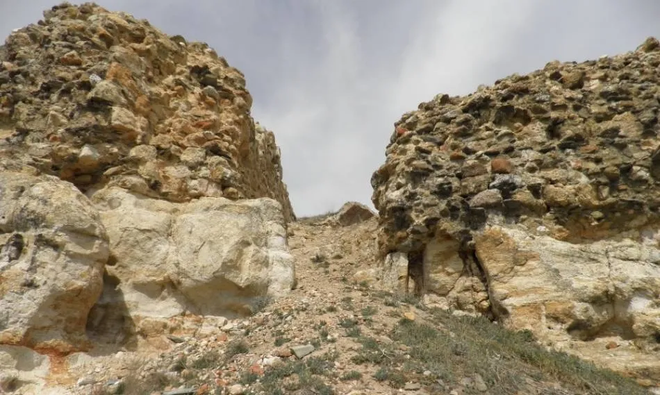 Parte de las ruinas del castillo de Carpio-Bernardo