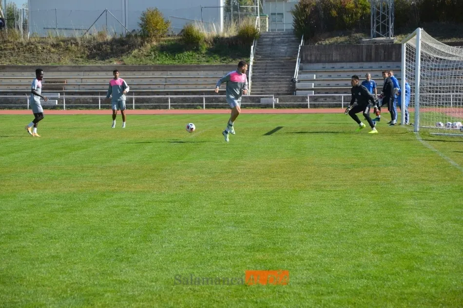 Foto 11 - Egea cambia Las Pistas por el Helm&aacute;ntico a media sesi&oacute;n de entrenamiento para trabajar a fondo la ...