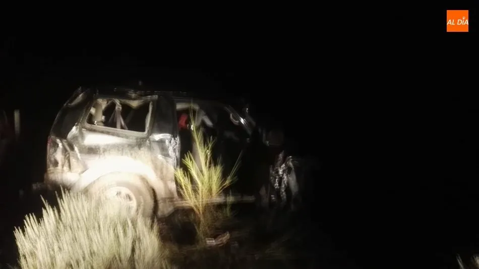 Foto 10 - Tres heridos en Ahigal de Villarino tras sufrir un accidente con un jabal&iacute;  