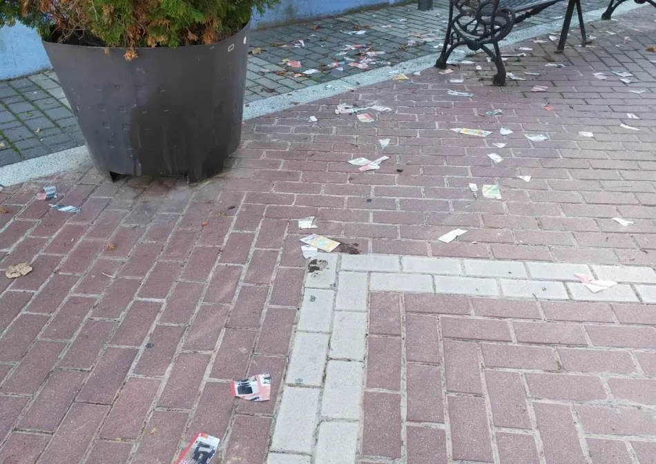 1Foto: Otro extraño ‘divertimento’ incívico  