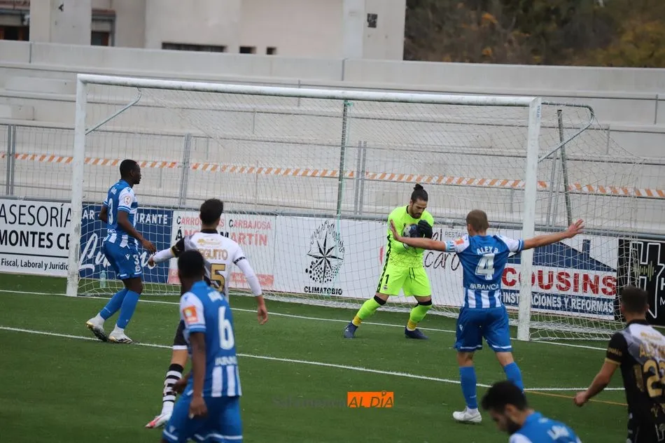 Foto 5 - Al D&eacute;por le basta con un minuto para ganar a Unionistas (0-1)