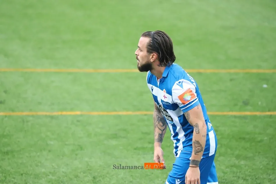 Foto 2 - Al D&eacute;por le basta con un minuto para ganar a Unionistas (0-1)