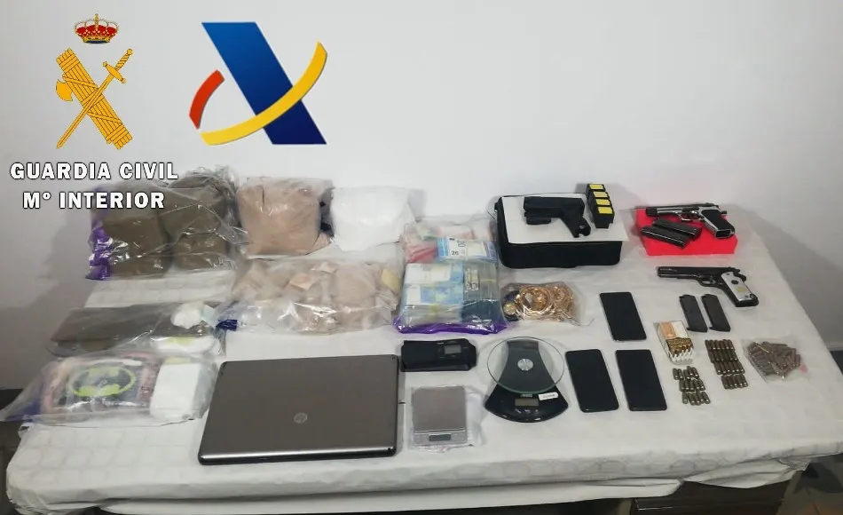 Foto 6 - La Guardia Civil desactiva el clan familiar de distribuci&oacute;n de droga m&aacute;s importante de Ciudad...