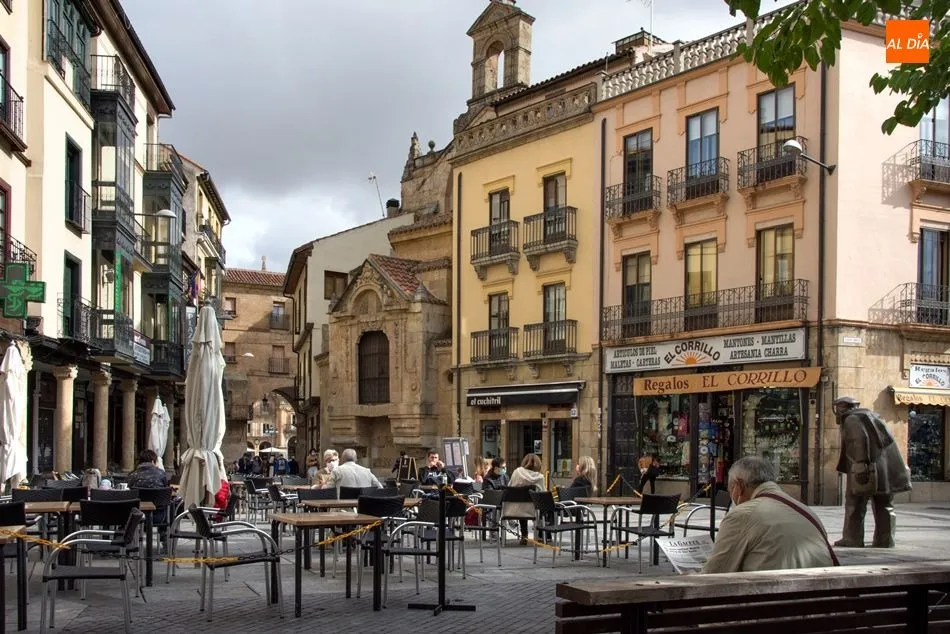 Ante el cierre de los establecimientos a partir del viernes, los hosteleros de la Comunidad recuerdan que estas medidas afectan a más de 120.000 familias de una forma directa