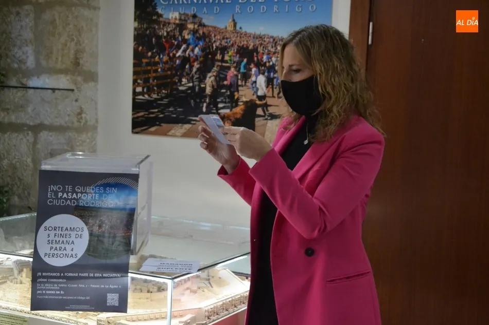 Foto 2 - Cipriano Quir&oacute;s gana la estancia correspondiente al mes de octubre del Pasaporte Tur&iacute;stico  