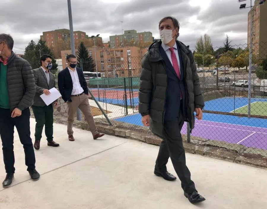 Foto 2 - El Pabell&oacute;n R&iacute;o Tormes suma zonas verdes y de uso, mejor accesibilidad y un aparcamiento