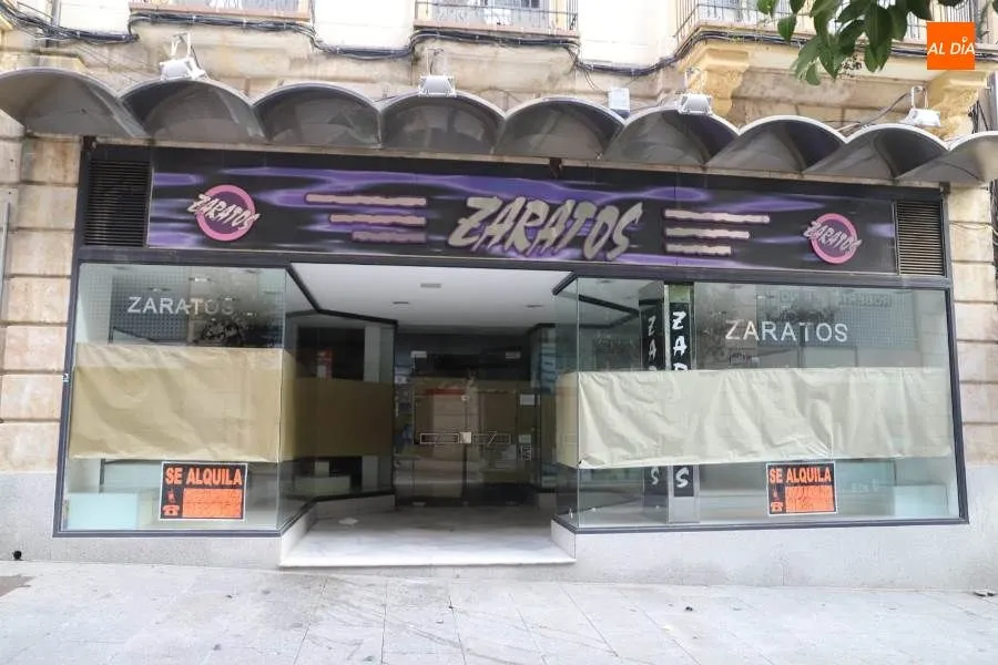 Foto 7 - El desolador paisaje urbano de Salamanca con multitud de locales comerciales cerrados
